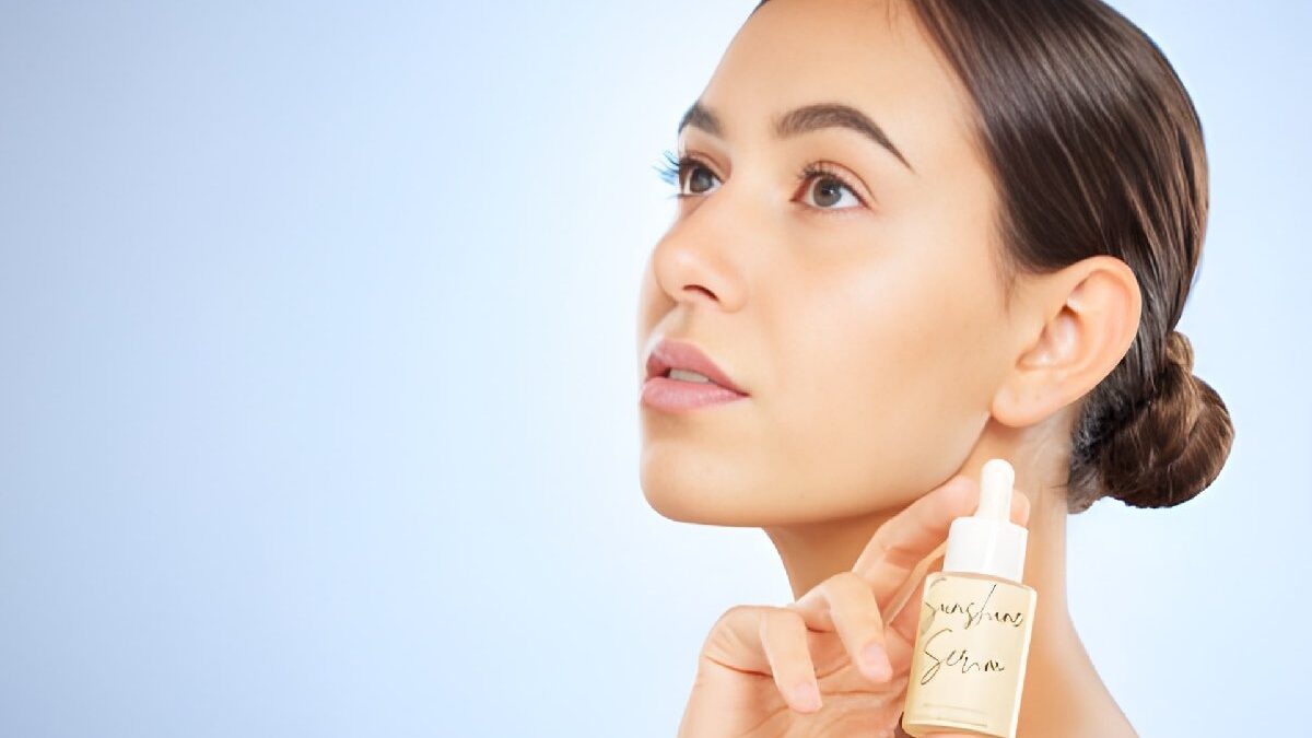 Hyphen Golden Hour Glow Serum for Radiant Skin